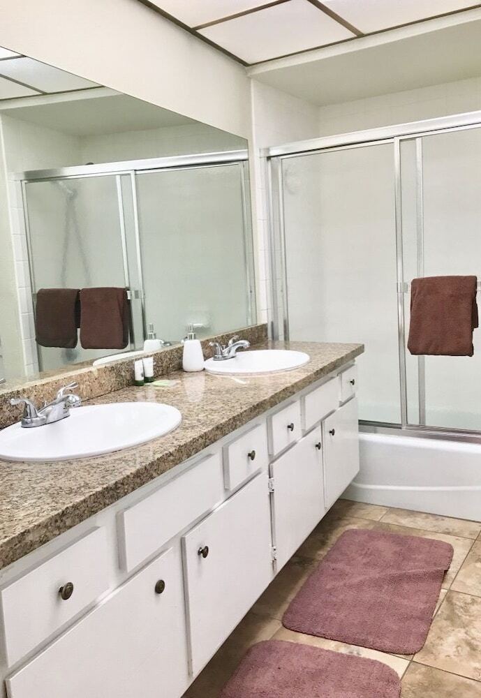 AAA 1 Bedroom Convention Center Luxury Condos - United States - Las Vegas