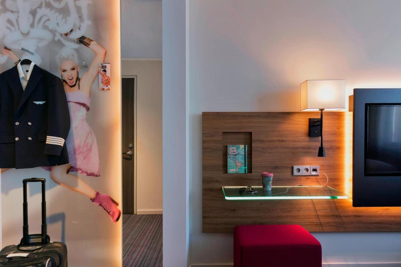 MOXY Vienna Airport - Austria - Vienna