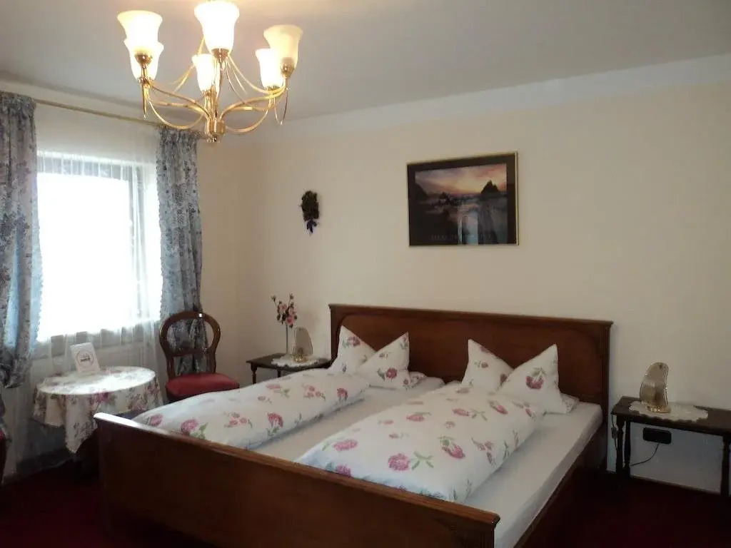 Hotel Garni Demmel - Germany - Munich