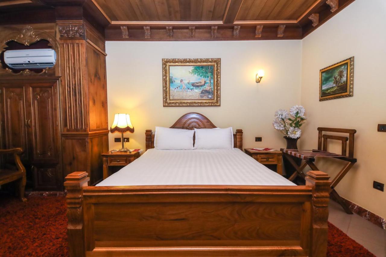 Brilant Antik Hotel - Albania - Tirana