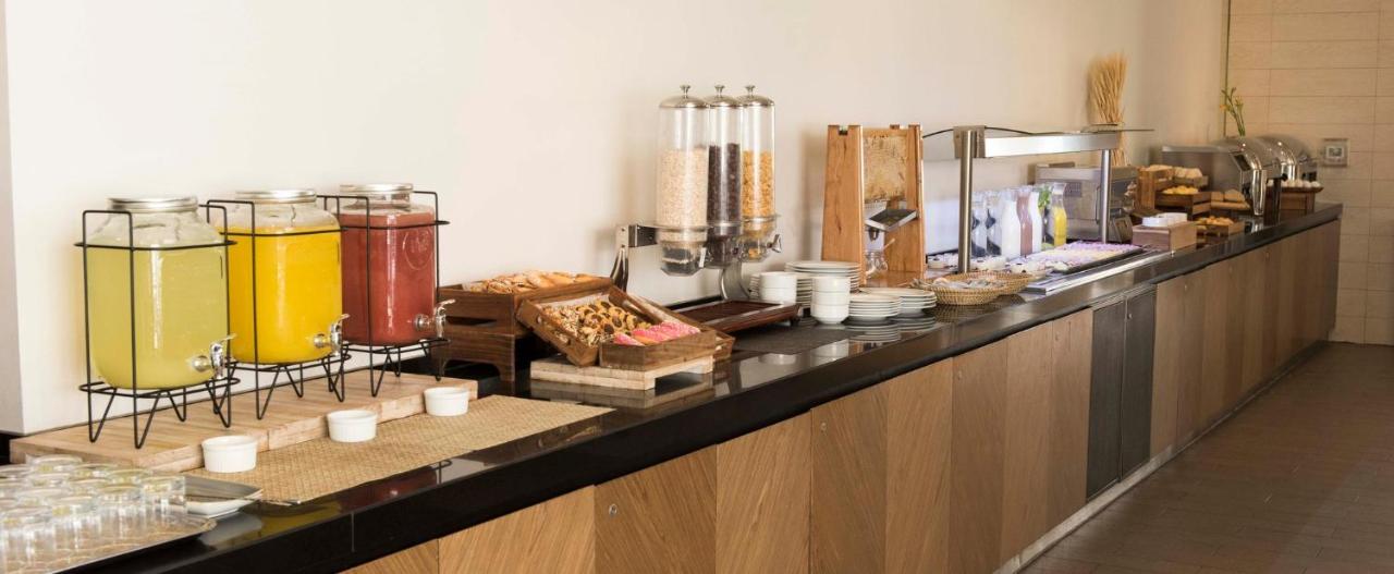 Holiday Inn Santiago - Airport Terminal - Chile - Santiago