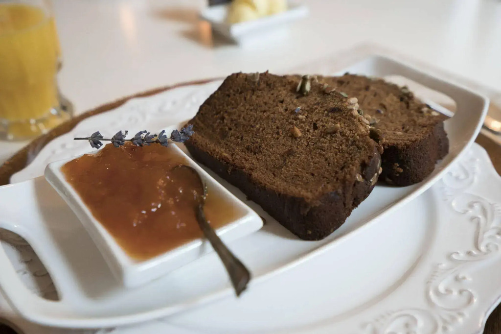 The Reeve Bed and Breakfast - Canada - Toronto