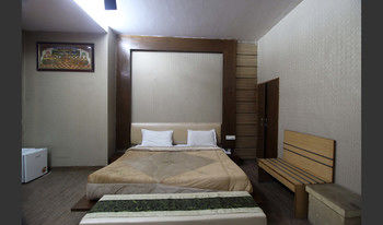 DELHI HEIGHTS - India - New Delhi