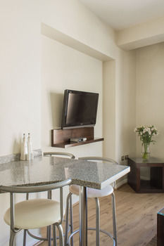 Apart Hotel Lastarria 43-61 - Chile - Santiago