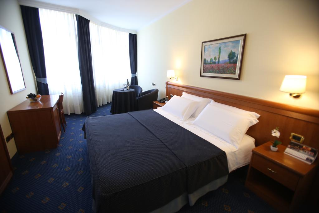 Hotel Continental Vora - Albania - Tirana