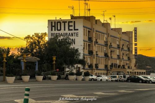 Hotel Mesón del Moro