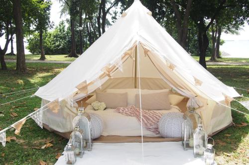 Glamping Society - Medium Bell Tent
