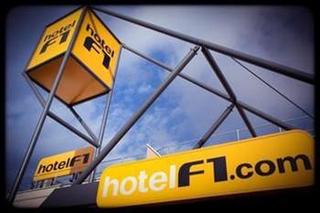 Hotel F1 Montlu??on