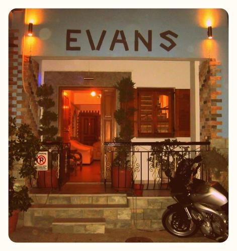 Evans Studio
