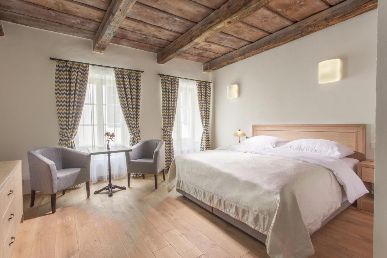 U B?l? Lilie - Czech Republic - Prague