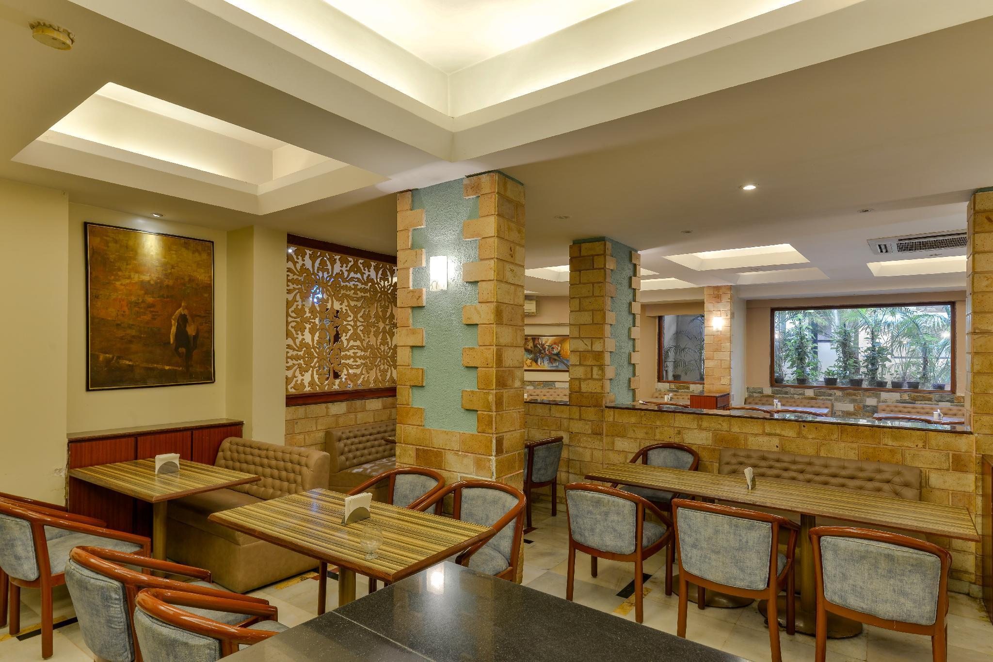 Ajanta Hotel - India - Mumbai (Bombay)