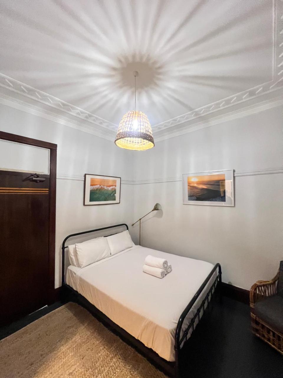 Charing Cross Hotel - Australia - Sydney