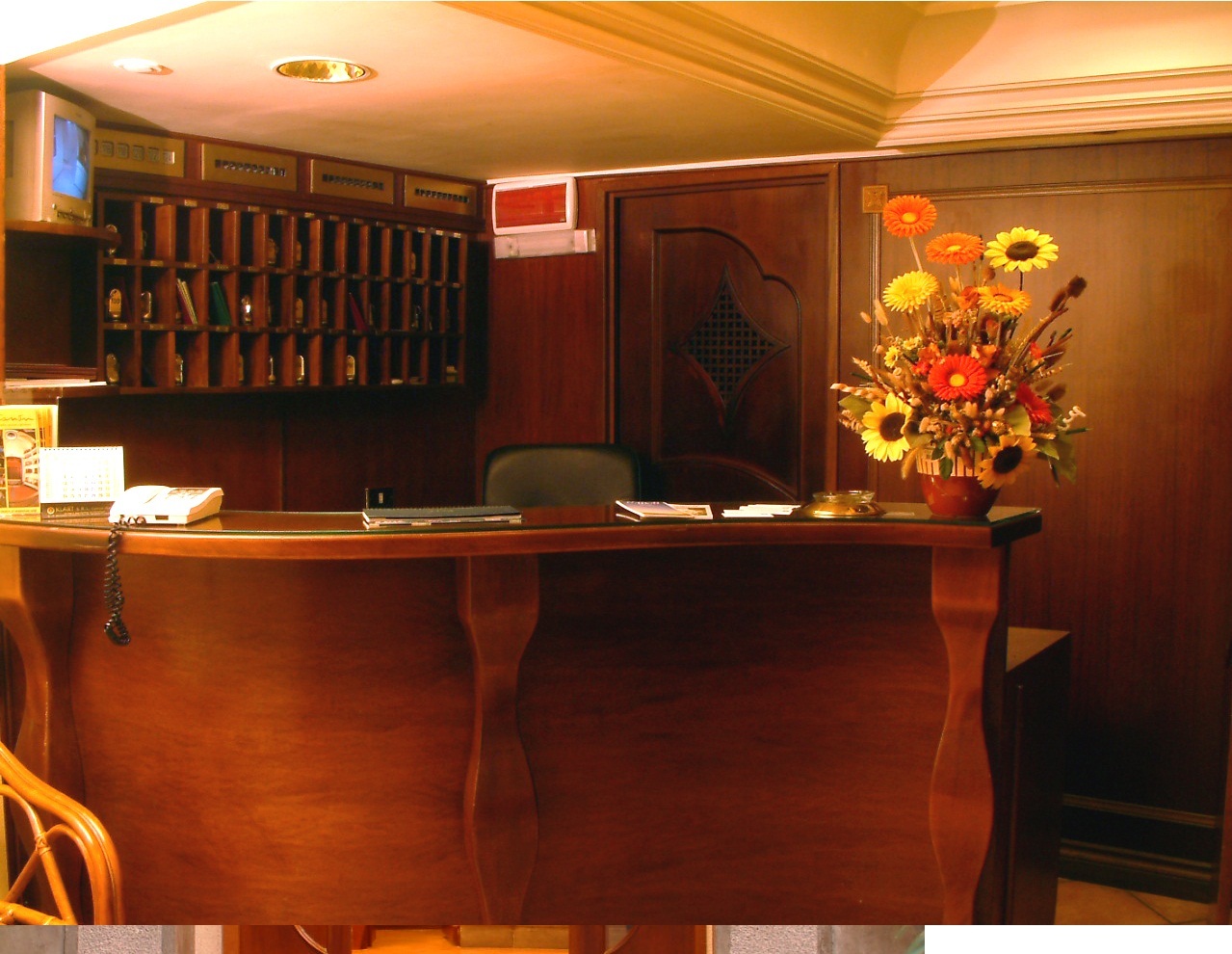 Guiren Hotel - Italy - Naples