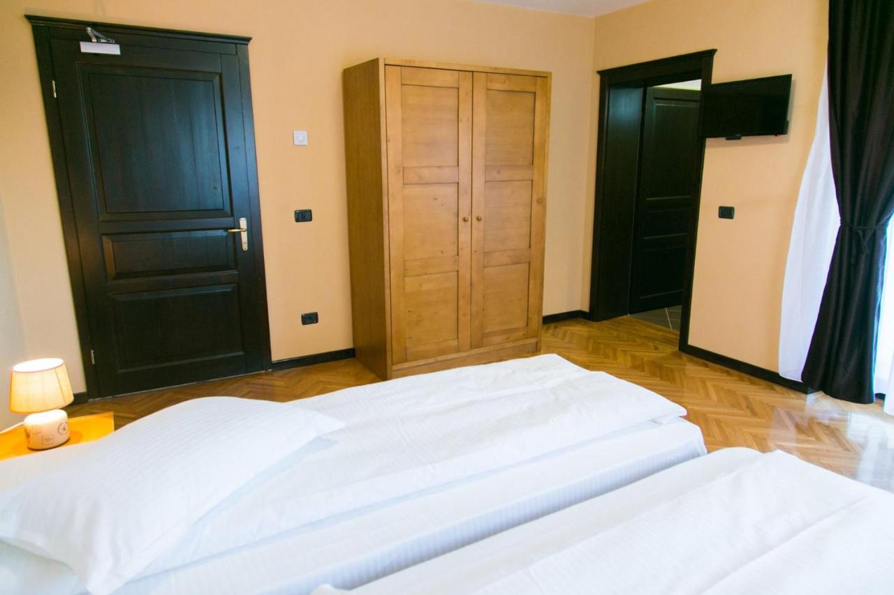 White House - Romania - Brasov