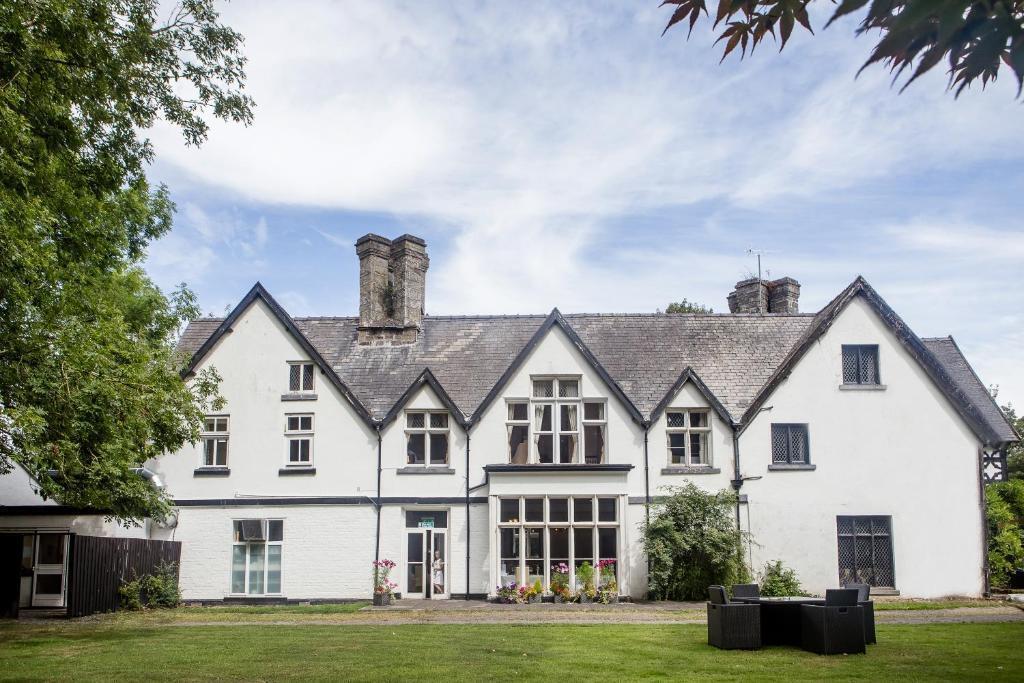 Maesmawr Hall Hotel - United Kingdom - Liverpool