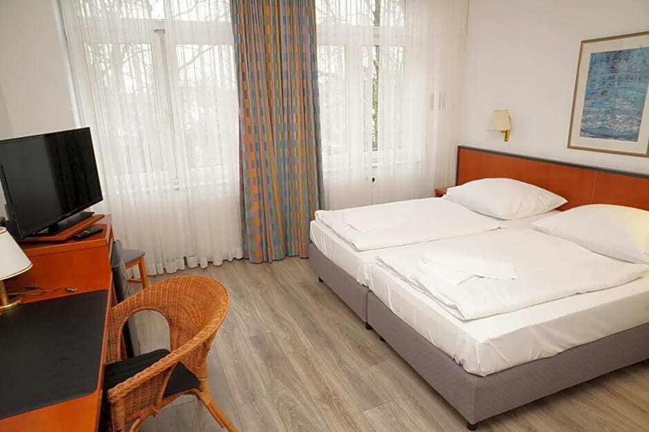 Buffet Hotel - Germany - Berlin