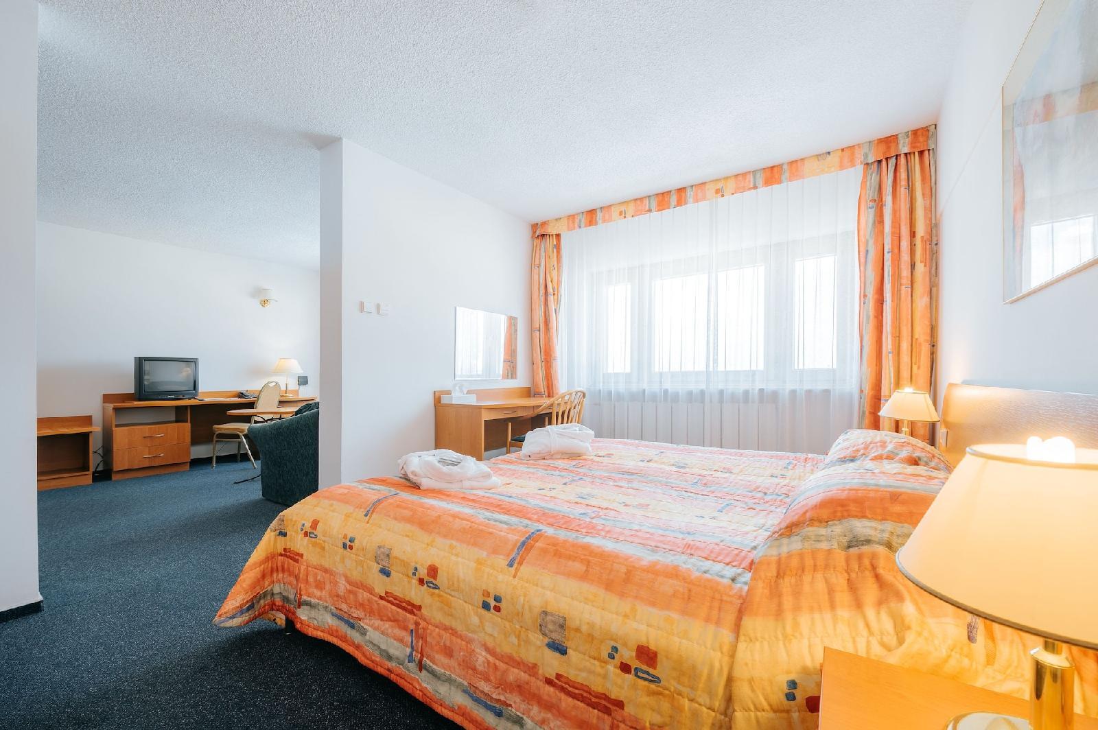 Sangate Hotel Airport - Poland - Warsaw