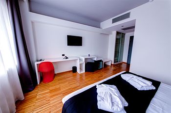 Sarroglia Hotel - Romania - Bucharest