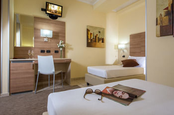 DOMIDEA HOTEL - Italy - Rome