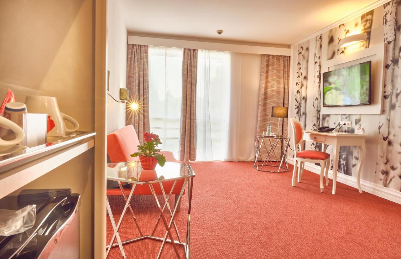 Continental Forum Bucuresti Palatul Parlamentului - Romania - Bucharest