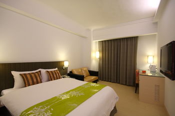 Mola Mola Four Seasons - Taiwan - Hualien