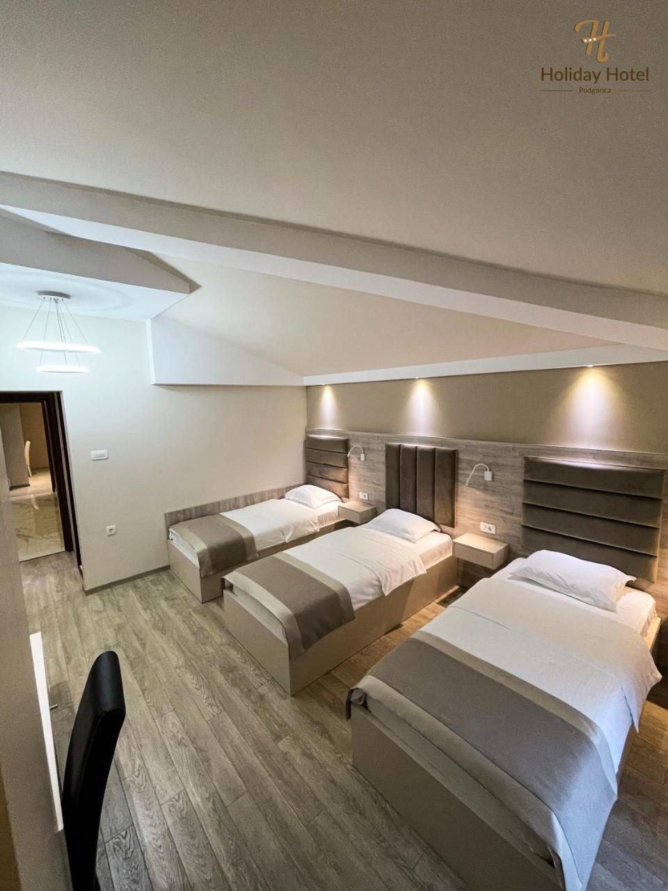 Hotel Holiday - Montenegro - Podgorica