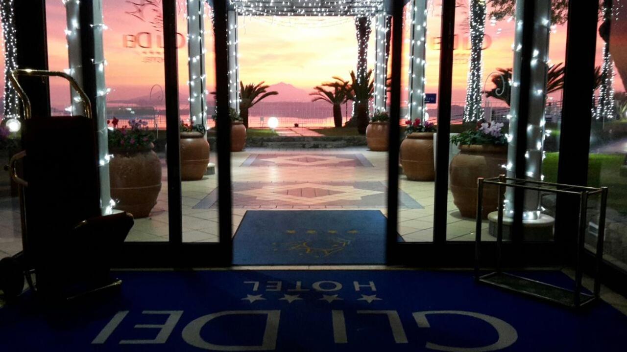 Gli Dei - Italy - Naples