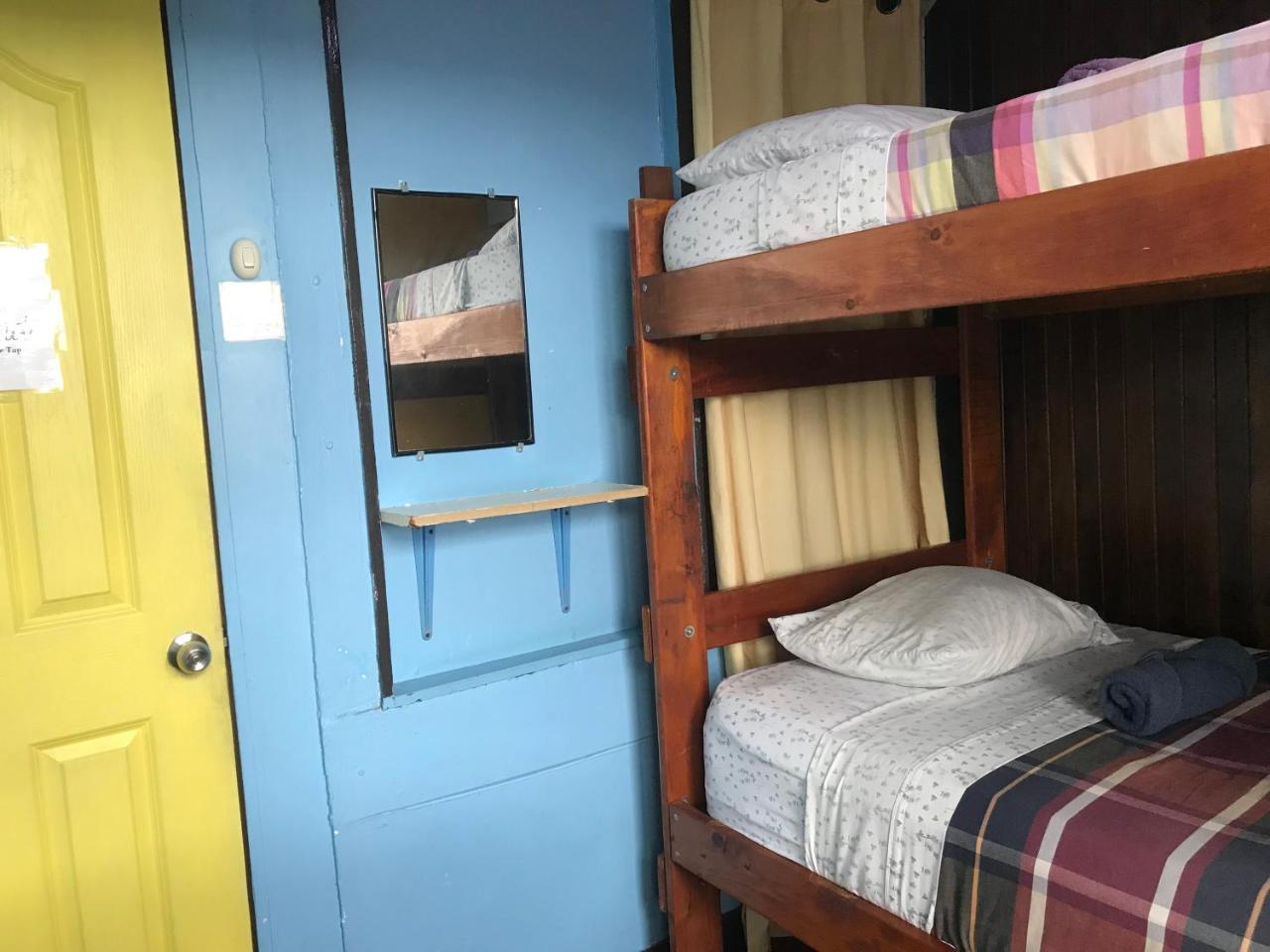 In the Wind Hostel and Guesthouse - Costa Rica - San Jose