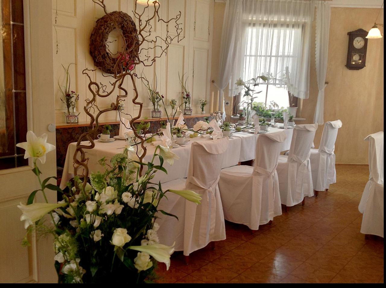 Hotel-Restaurant Alter Krug Kallinchen - Germany - Berlin