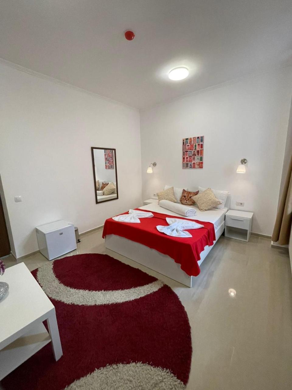 Hostel Tripoli Palace - Romania - Bucharest