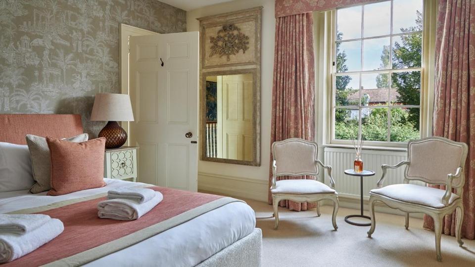 The Angel Inn, Petworth - United Kingdom - London