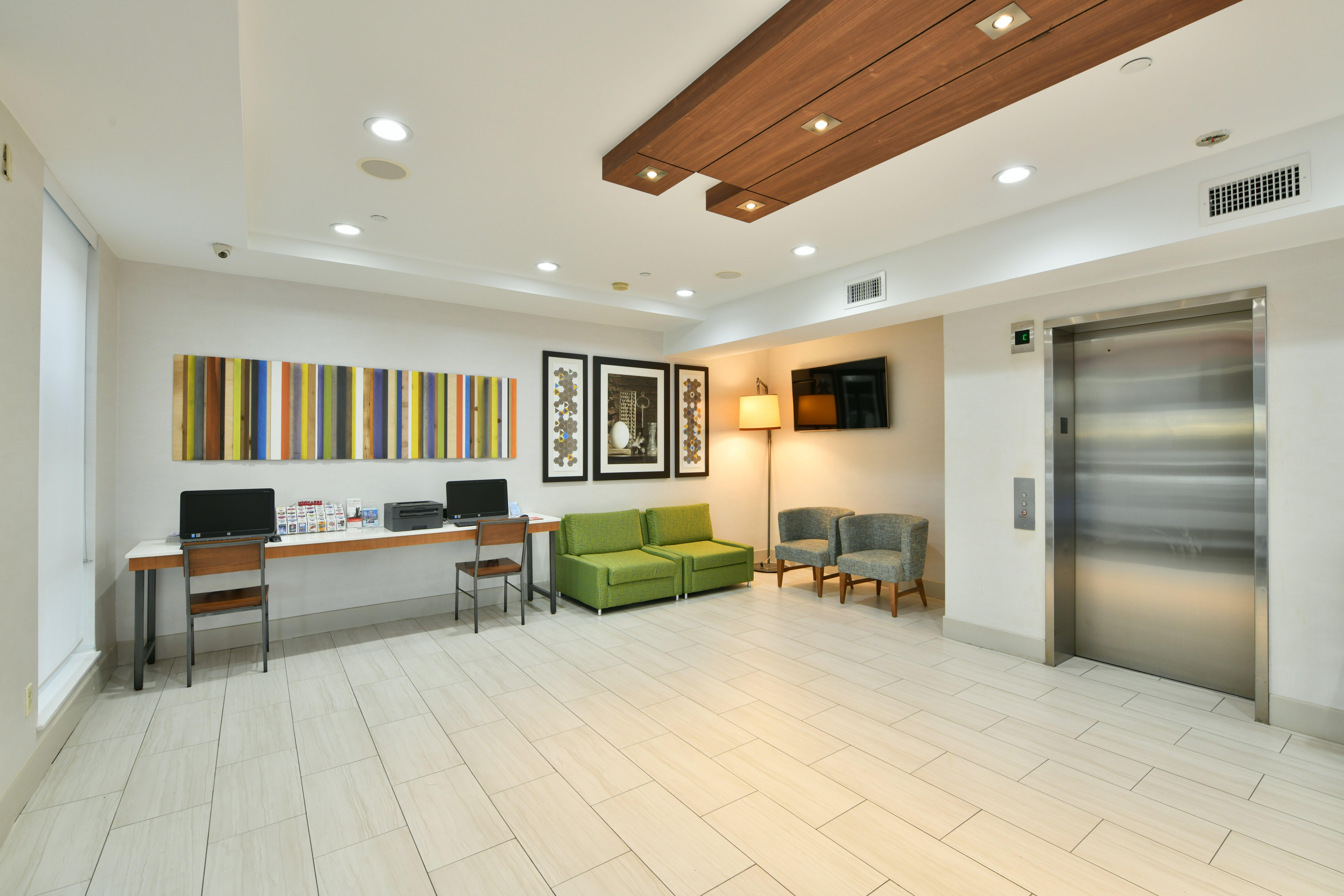 Holiday Inn Express Staten Island West - United States - New York