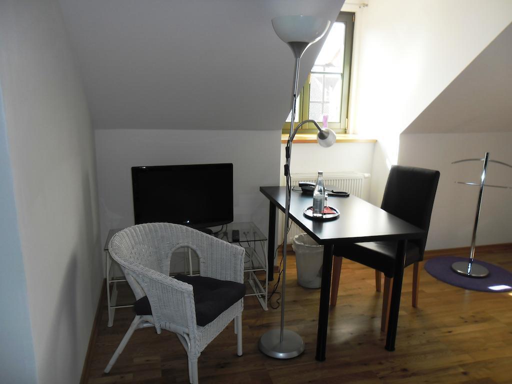 Hotel und Landgasthof zur alten Post - Germany - Munich