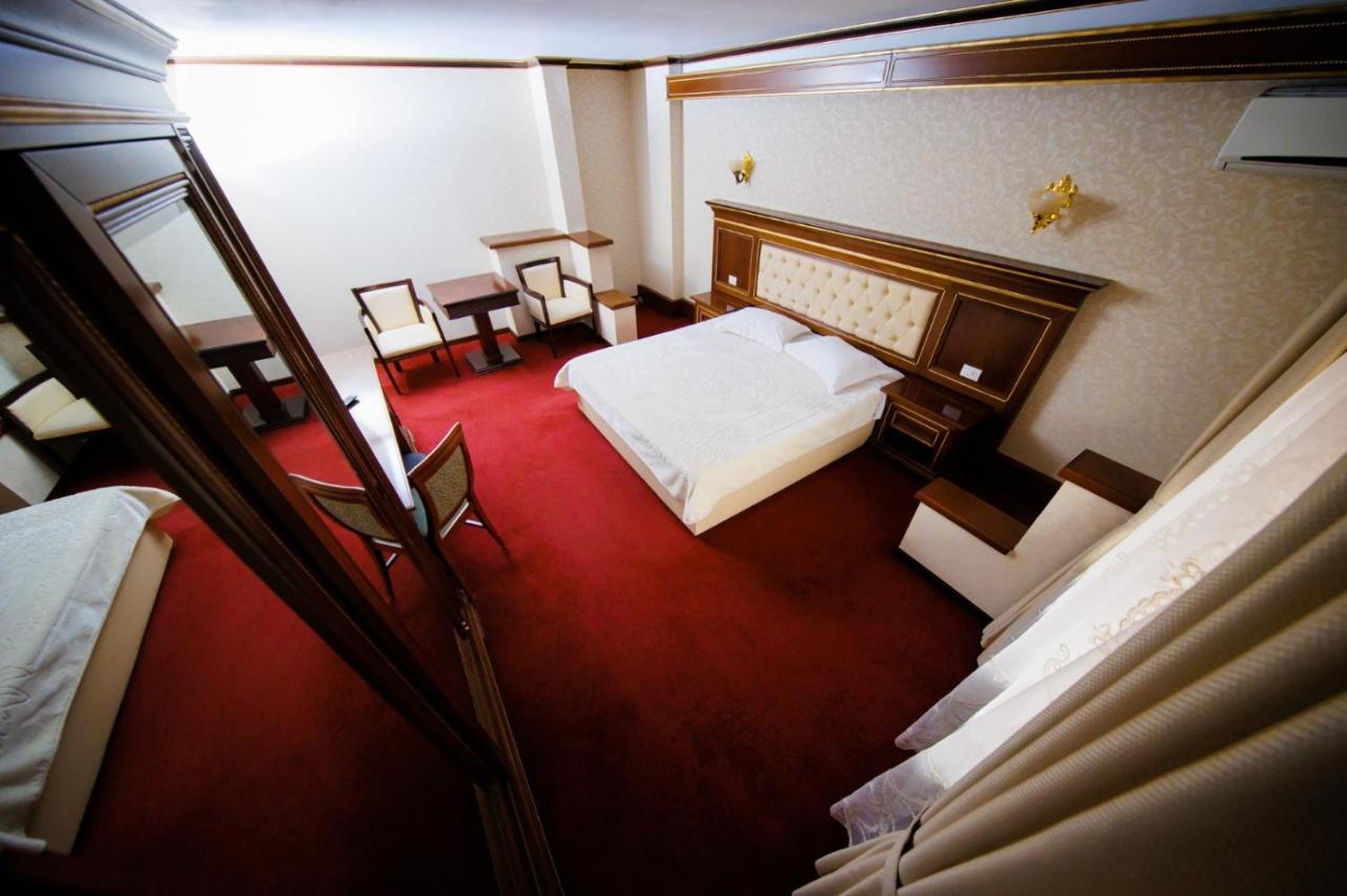 Pensiunea La Plopii Fara Sot - Romania - Iasi