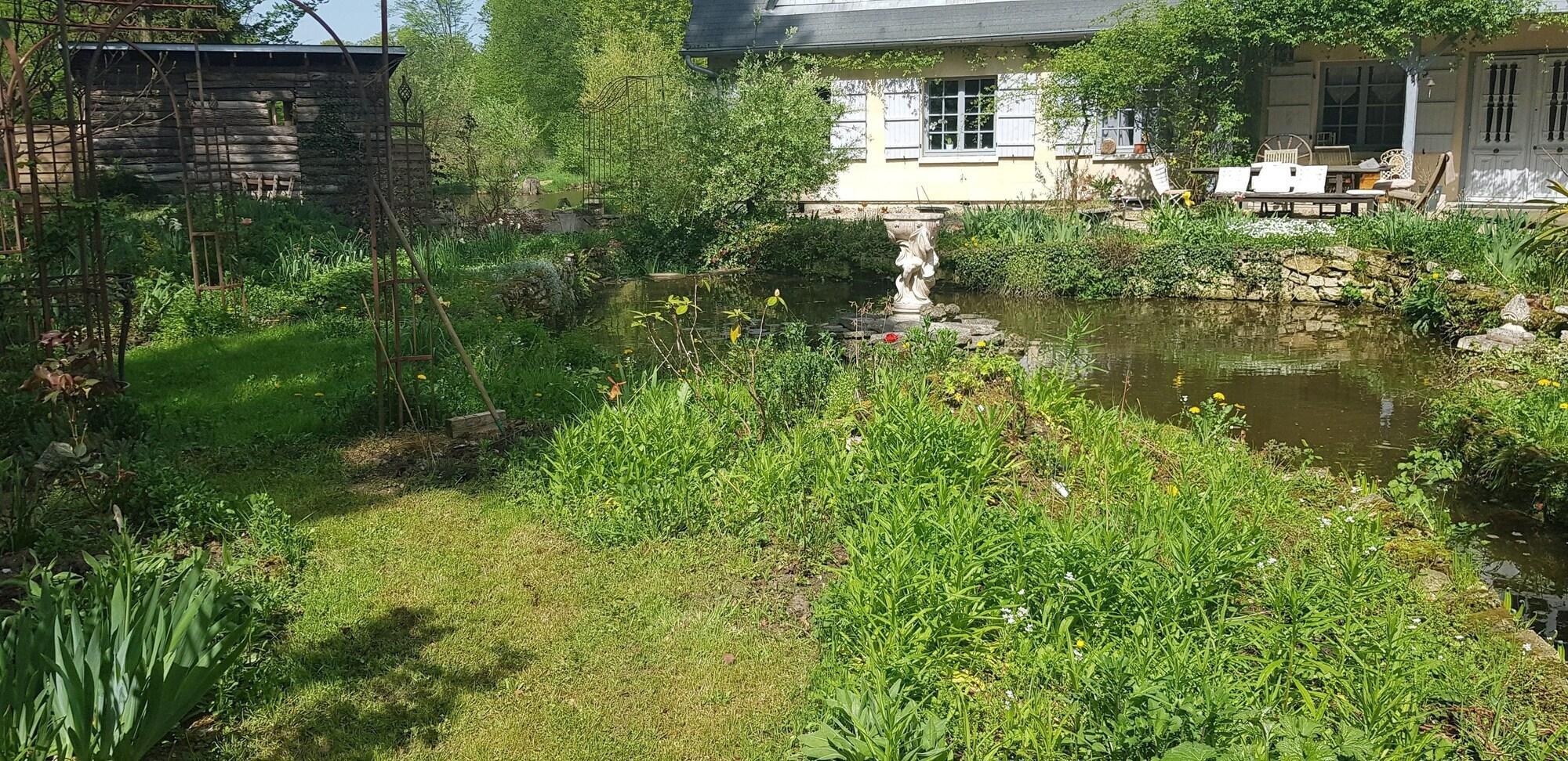 Le jardin de Saint Jean - France - Paris