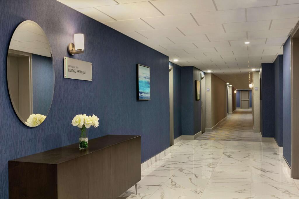 Quality Suites - Canada - Montreal