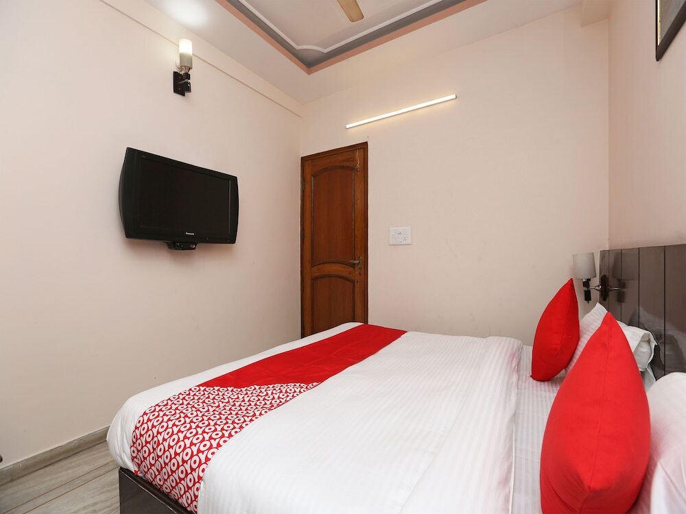 OYO 14390 Hotel Samrat - India - New Delhi