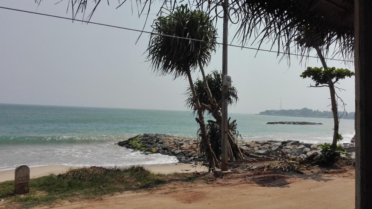 Sunchaser Beach Hotel - Sri Lanka - Tangalle