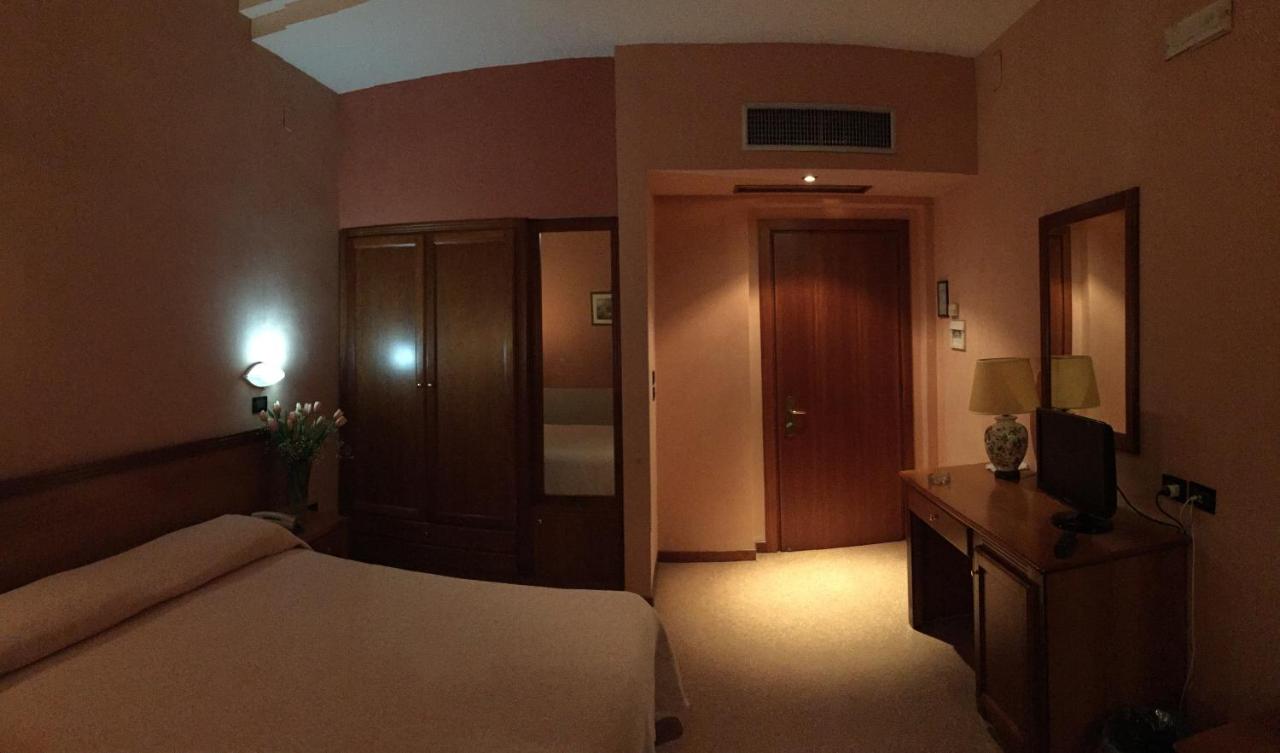 Hotel Giardino degli Aranci - Italy - Naples