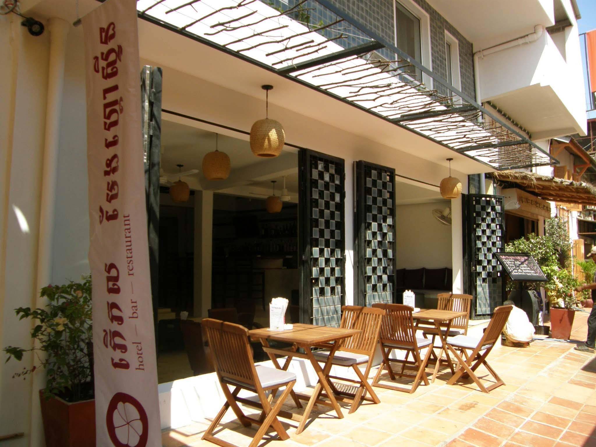 PURPLE MANGOSTEEN - Cambodia - Siem Reap