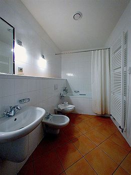 Hotel U Cervene Zidle   Red Chair - Czech Republic - Prague