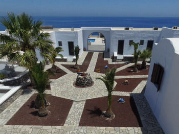 AGIA IRINI - Greece - Santorini