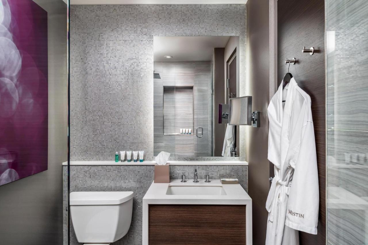 The Westin Harbour Castle, Toronto - Canada - Toronto