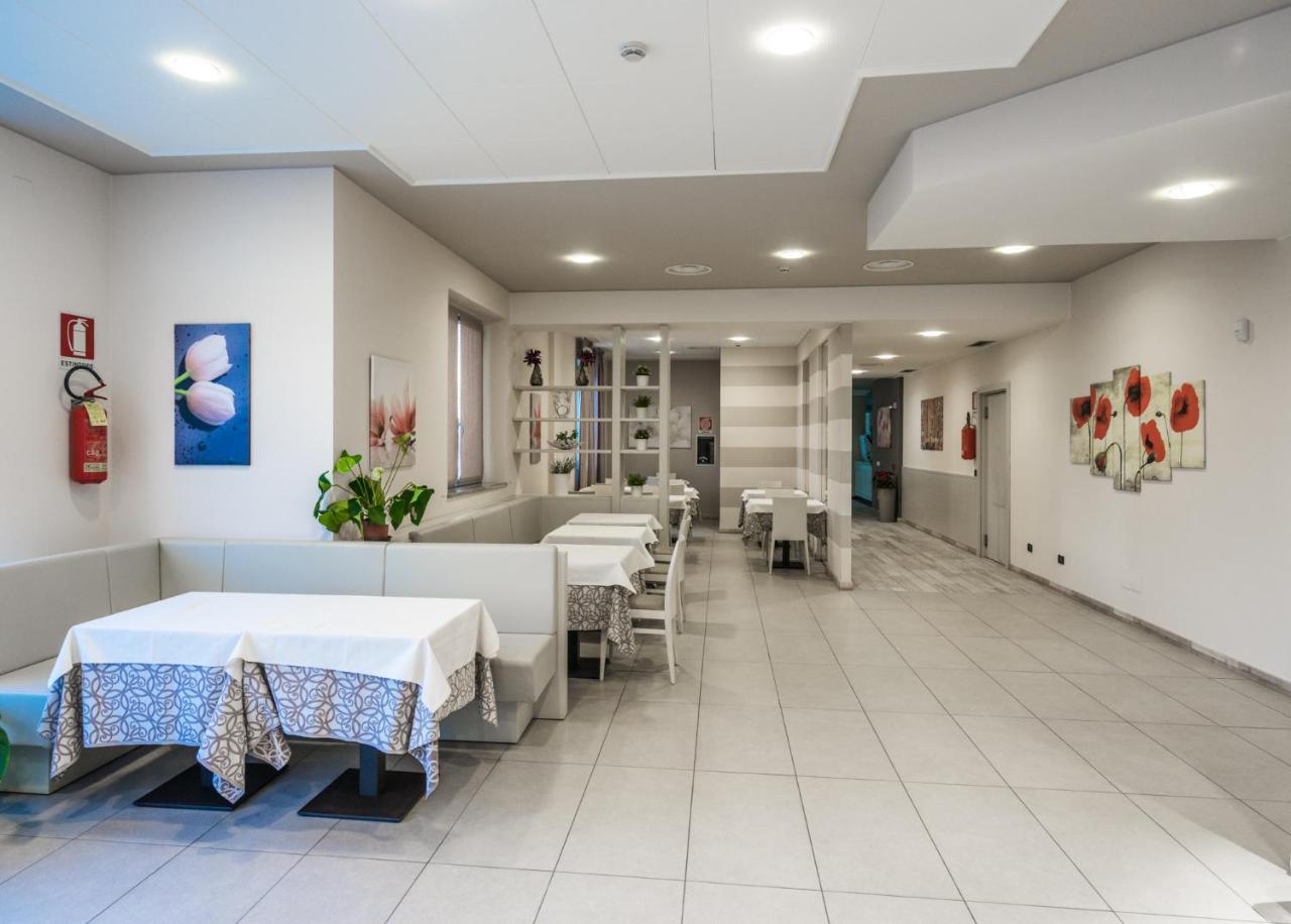 Hotel Rizzi - Italy - Milan
