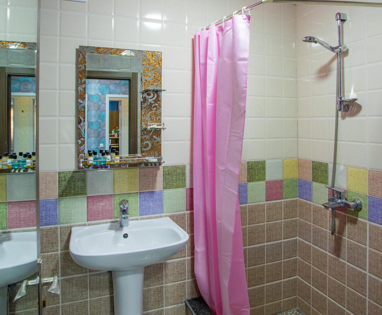 Hotel Homeland - Georgia - Batumi