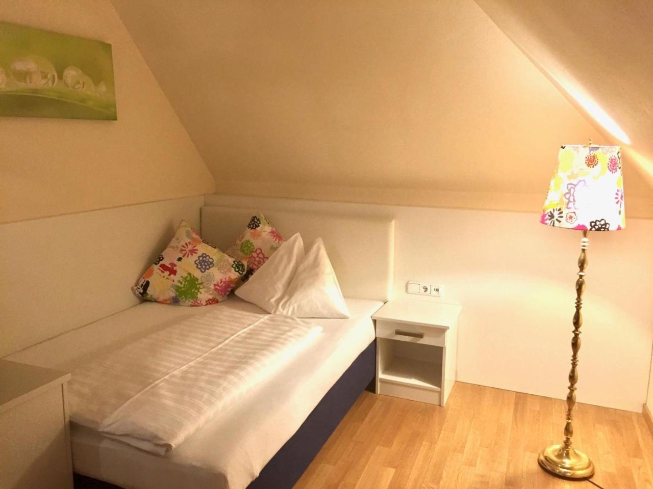 Hotel-Restaurant H?upl - Austria - Salzburg