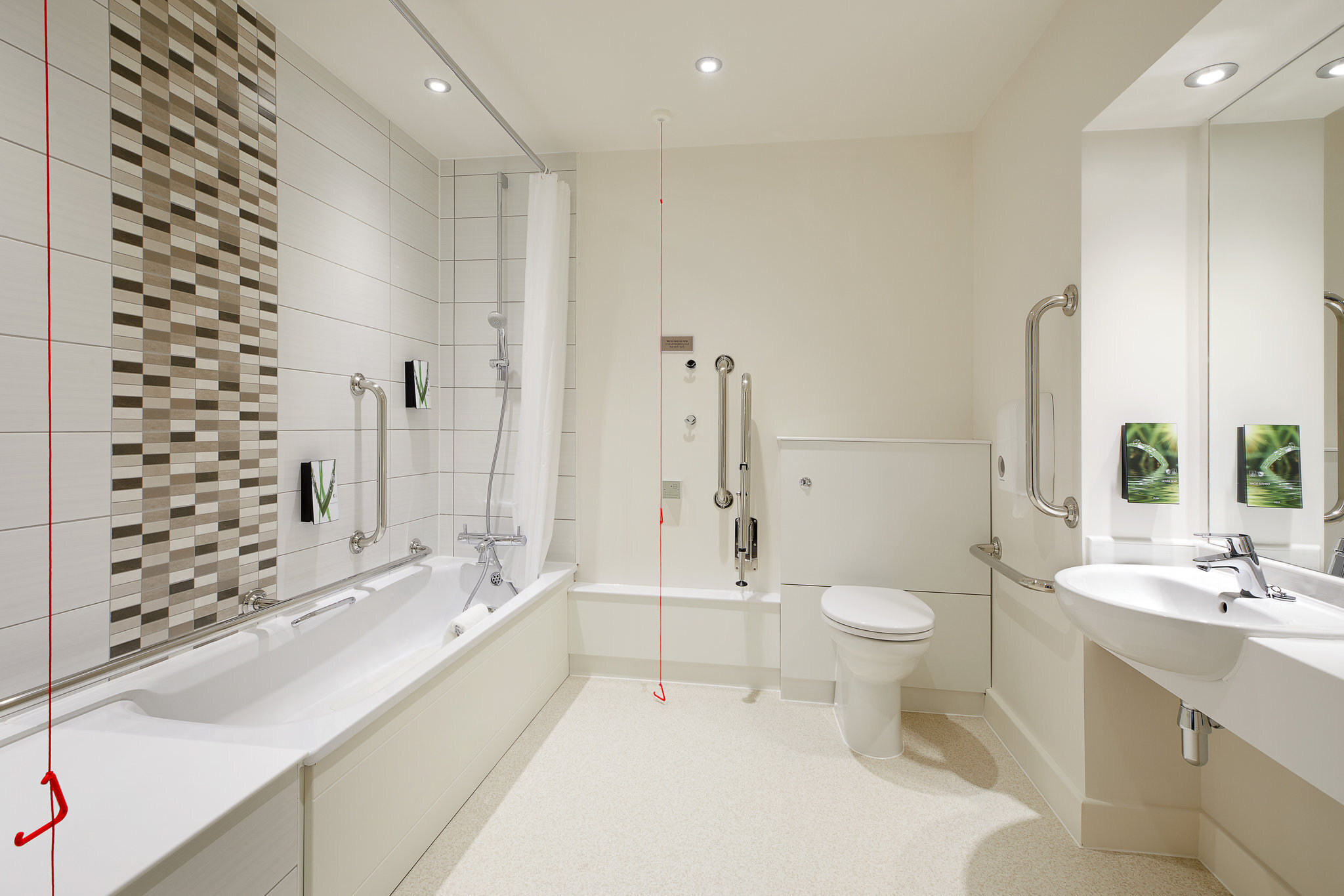 Premier Inn Portsmouth City Centre - United Kingdom - Portsmouth