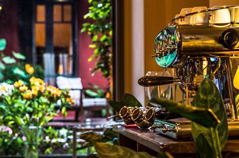 BE JARDIN ESCONDIDO BY COPPOLA - Argentina - Buenos Aires