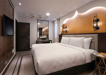 SUMMIT MAGNOLIA - Philippines - Manila