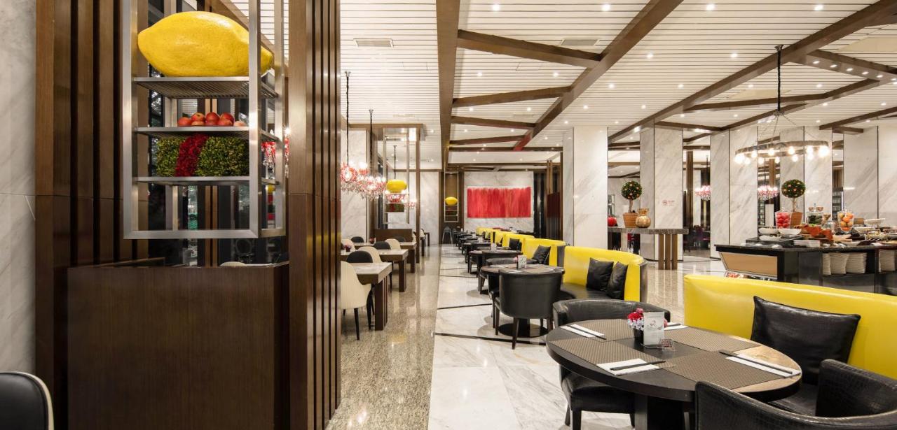 Holiday Inn Express Shanghai New Hongqiao - China - Shanghai